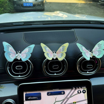 🚗🎁 Бродирана Ароматизирана Декорация за Автомобил – Пеперуда 🦋🌸